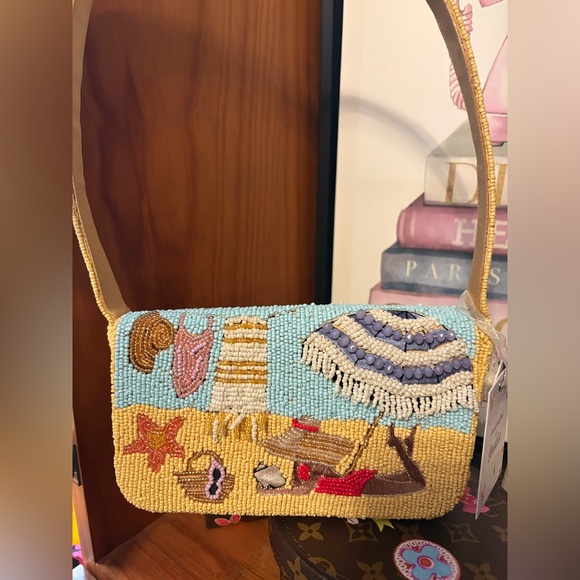 Beaded Beach Scene Shoulder Bag, vacation beach vibes, viral - Picture 2 of 5